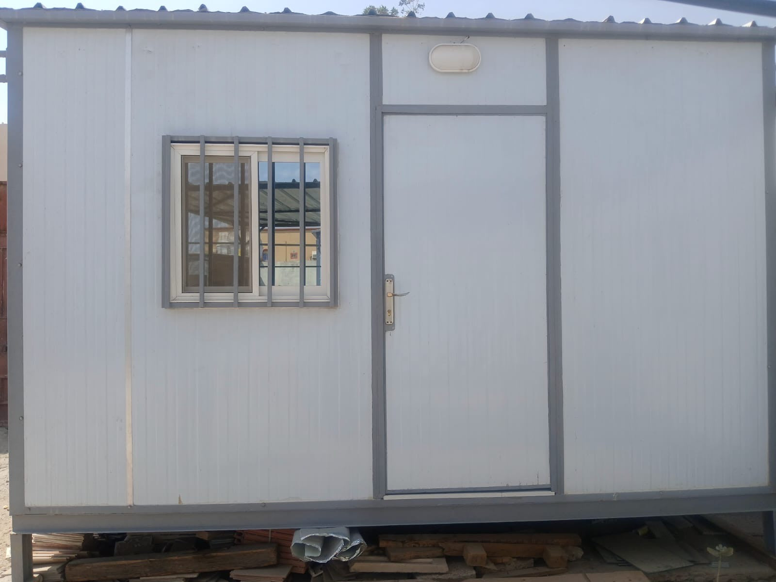 Expandable Container Cabin for Glamping