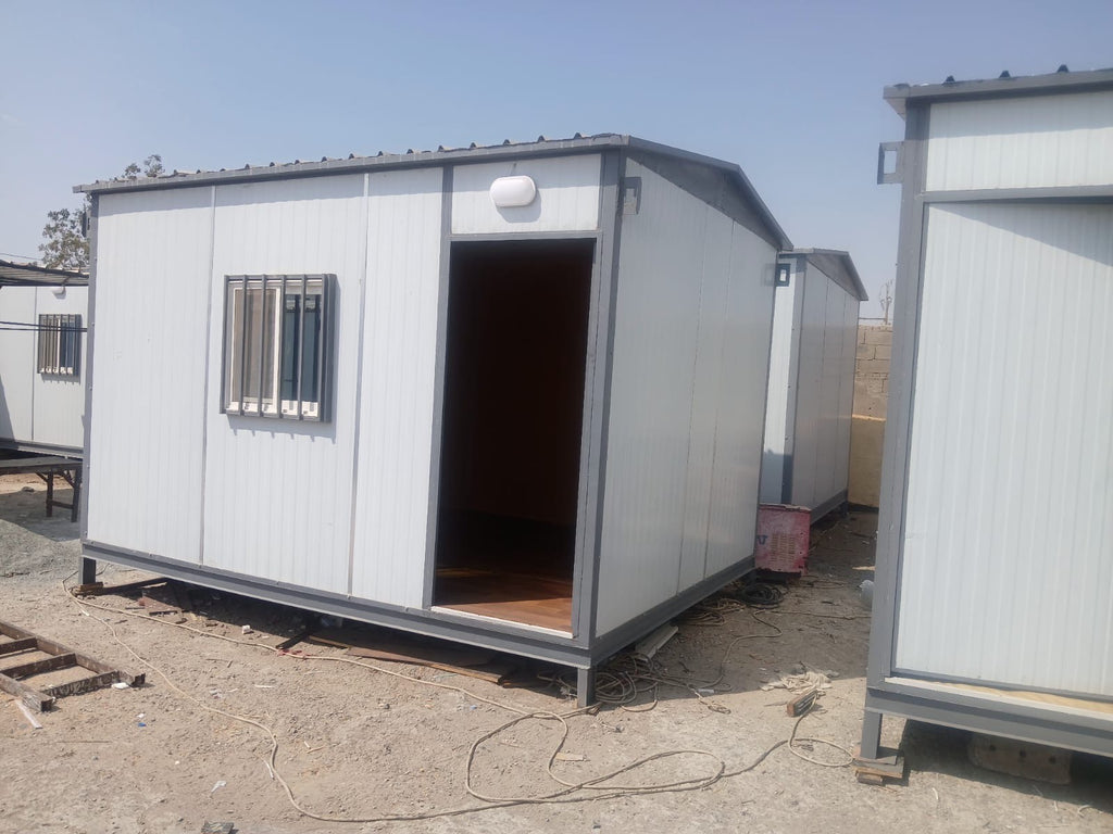 Expandable Container Cabin for Glamping