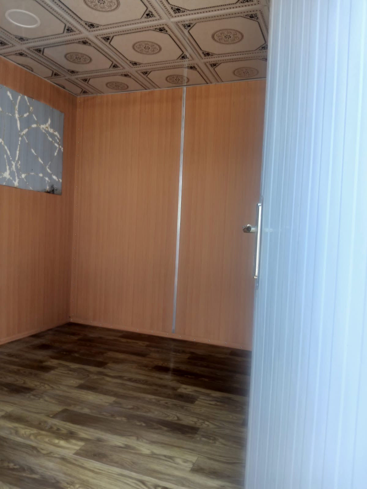 Expandable Container Cabin for Glamping